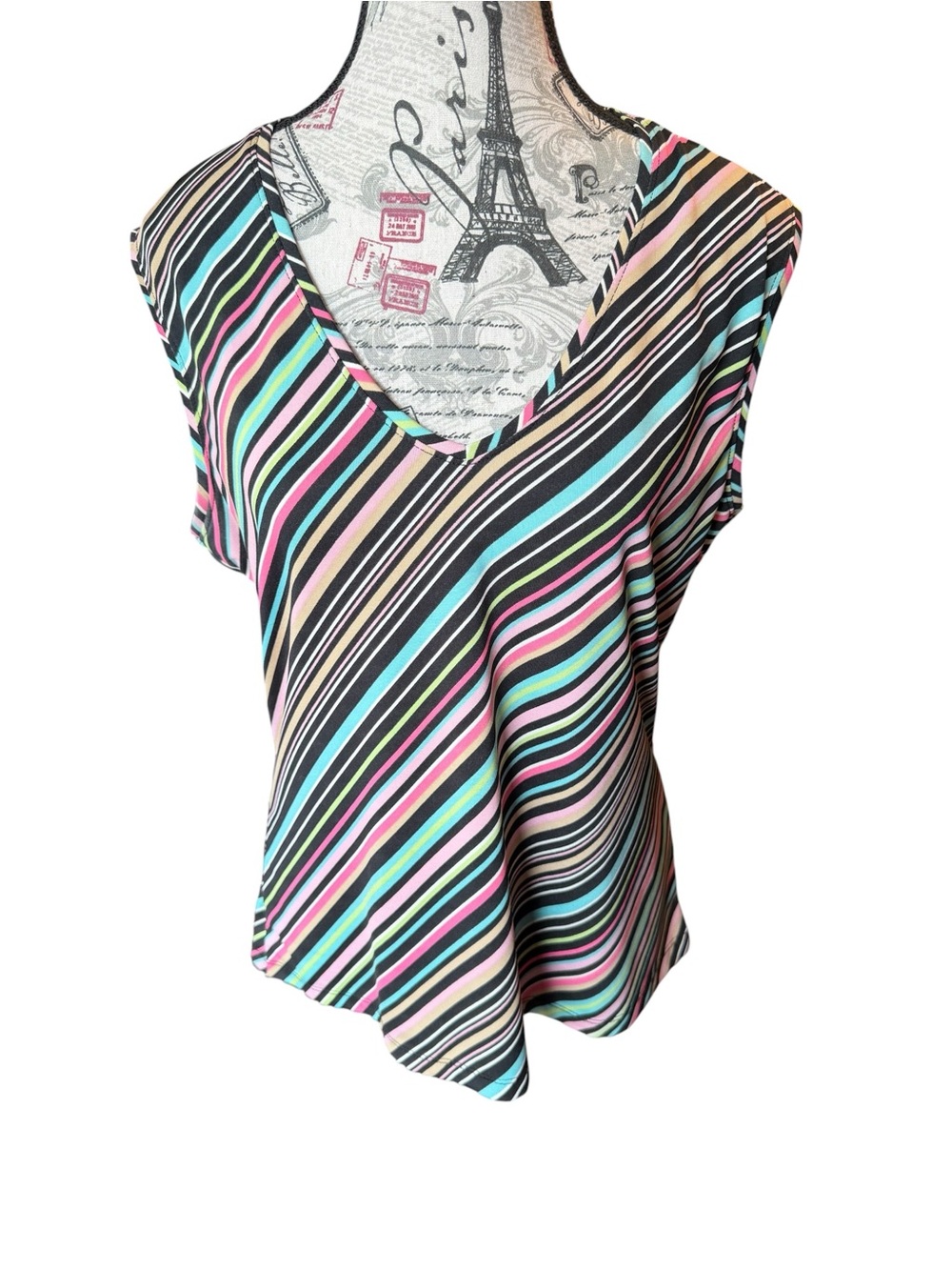 New York & Company Black Multicolor Diagonal Stripe V-Neck Top